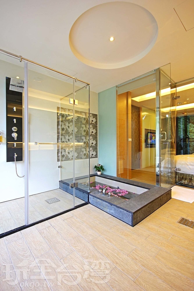 Shuian Lakeside Hotel 49/75