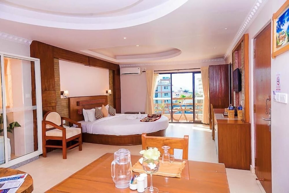Kuti Resort And Spa 17/65