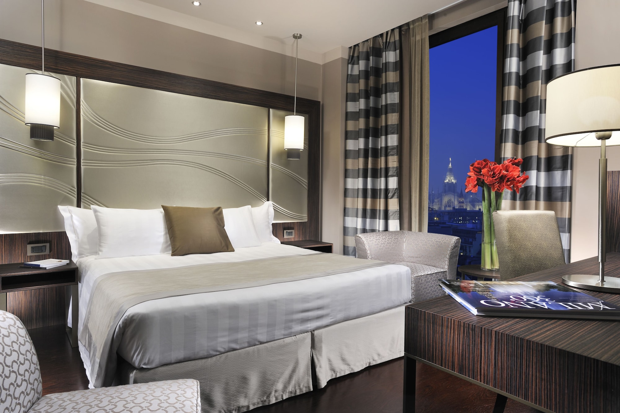 DELUXE, SINGLE, DOUBLE BED