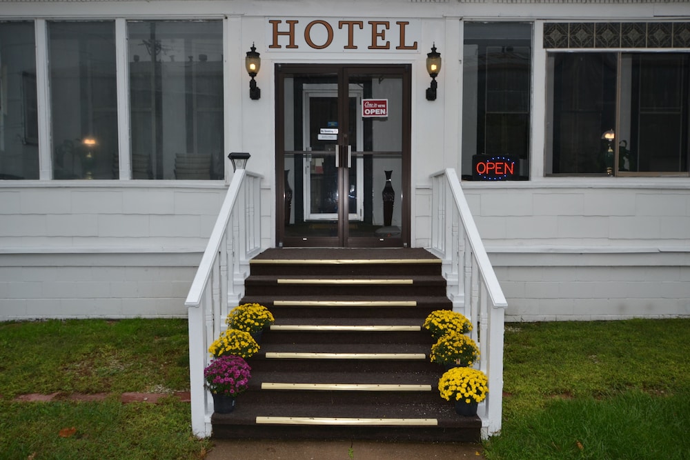 Perfect Stay Inn & Suites 28/49