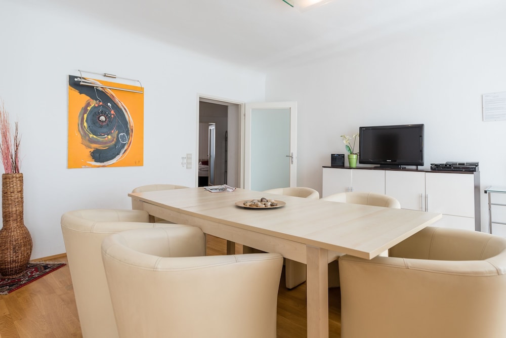 Duschel Apartments Vienna 43/50