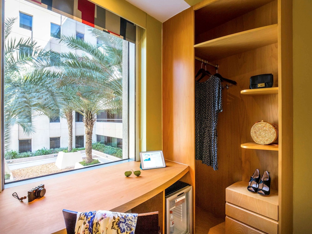 Ibis Mall Avenue Dubai 23/50