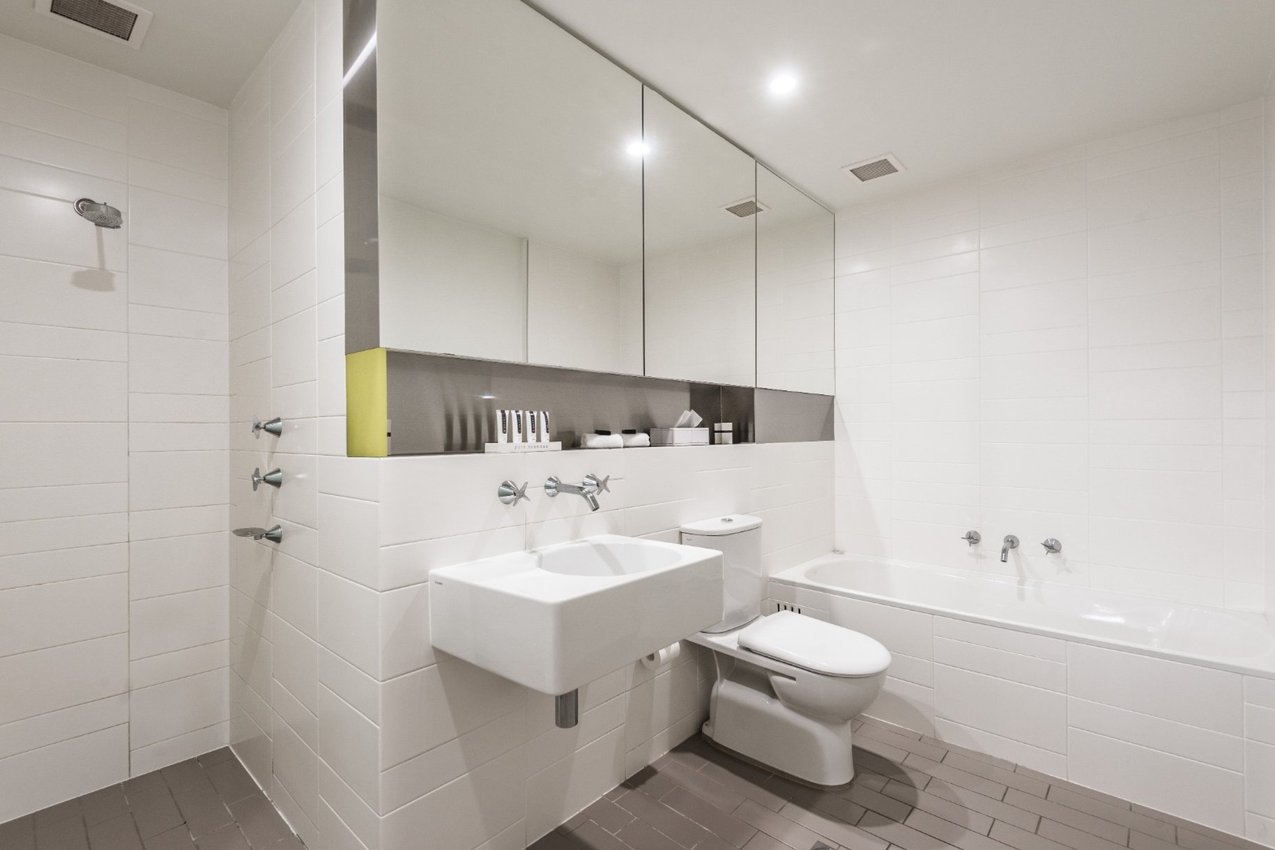 COAST RESORT MERIMBULA 41/43