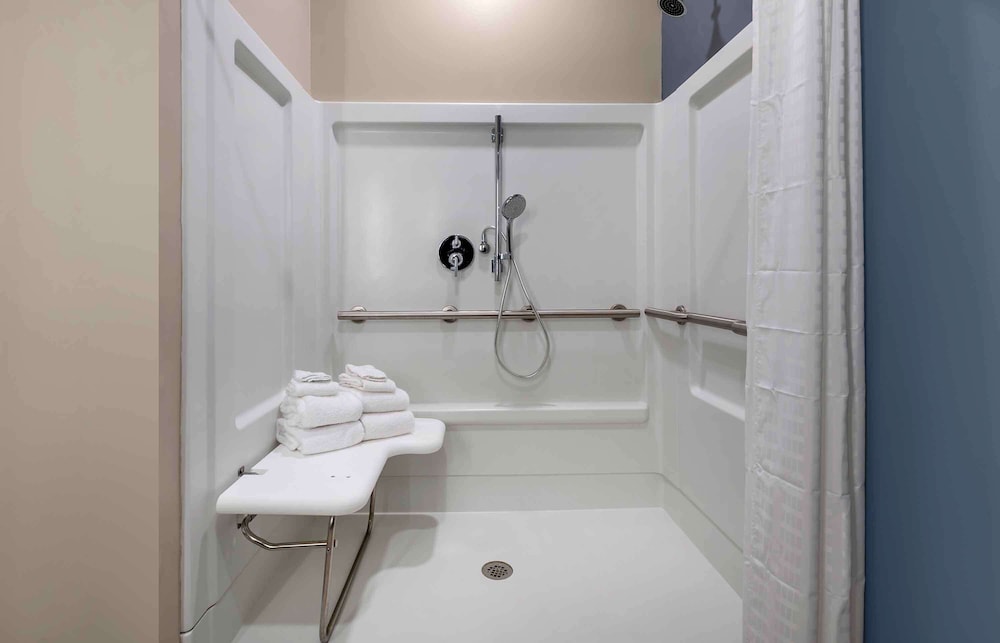 Extended Stay America Premier Suites - Augusta 27/28