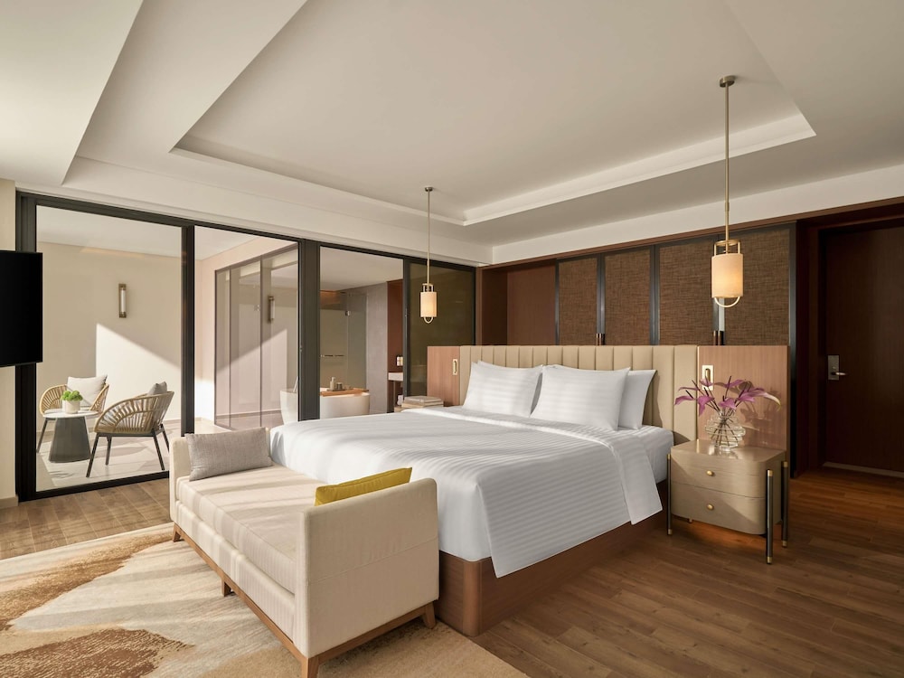 Pullman Ninh Binh 18/63
