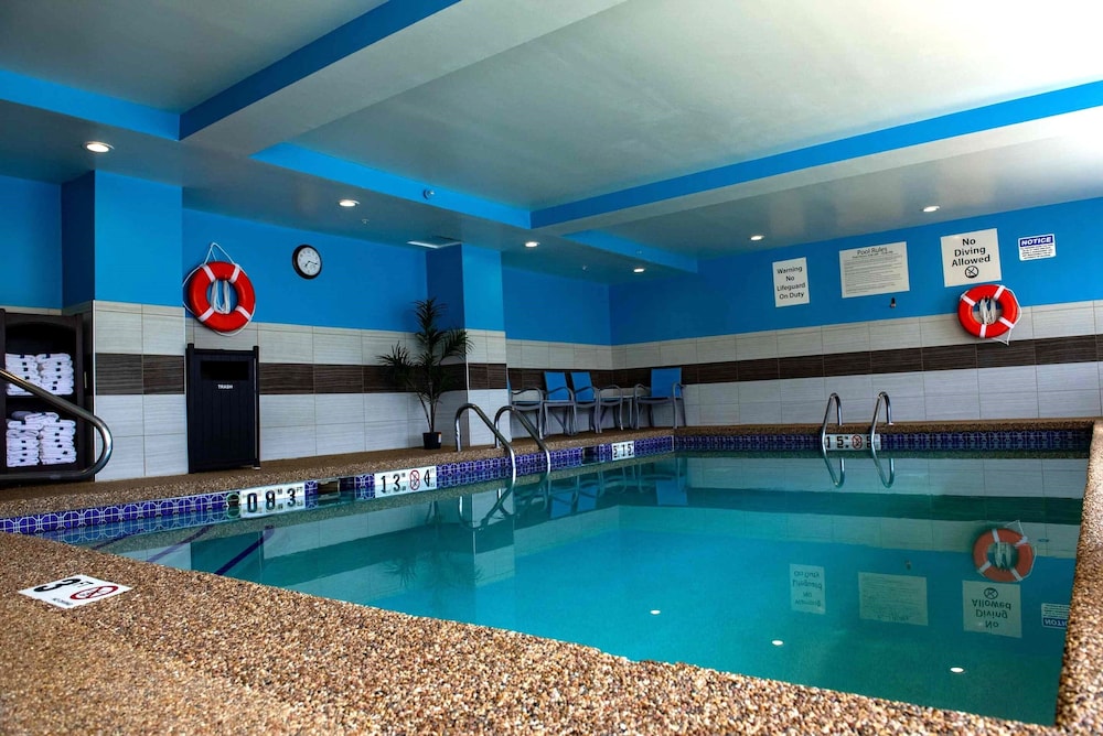 swimming pool spa