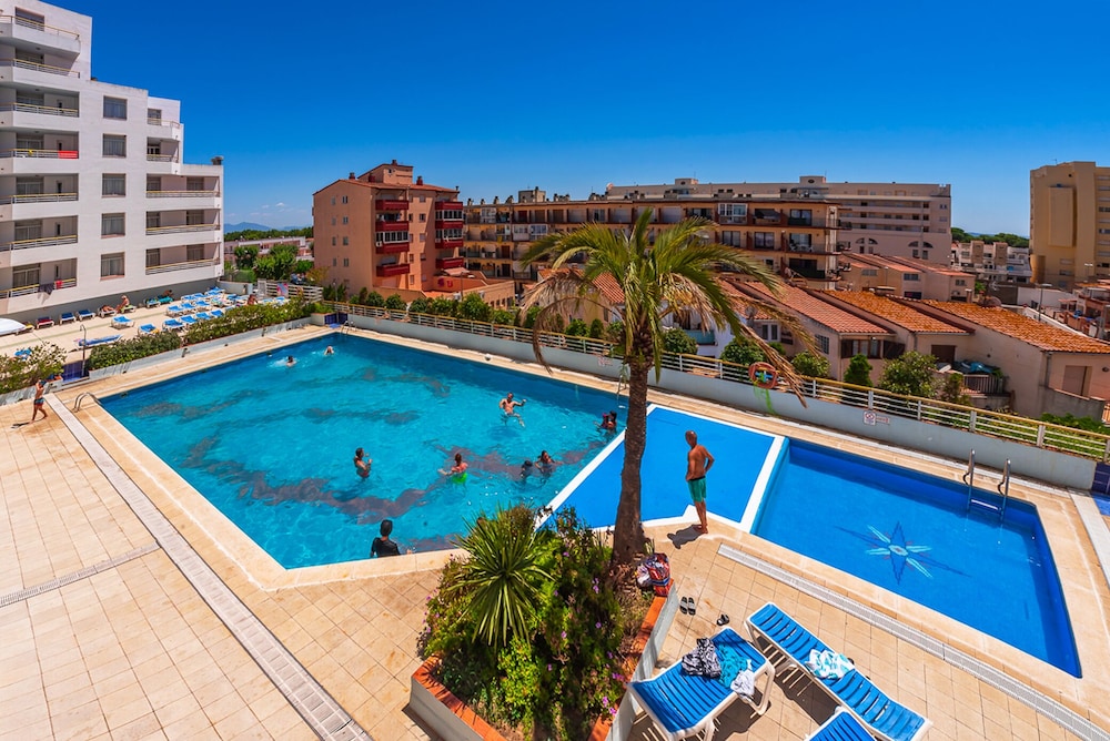 Xons Platja Hotel Apartaments 3/73
