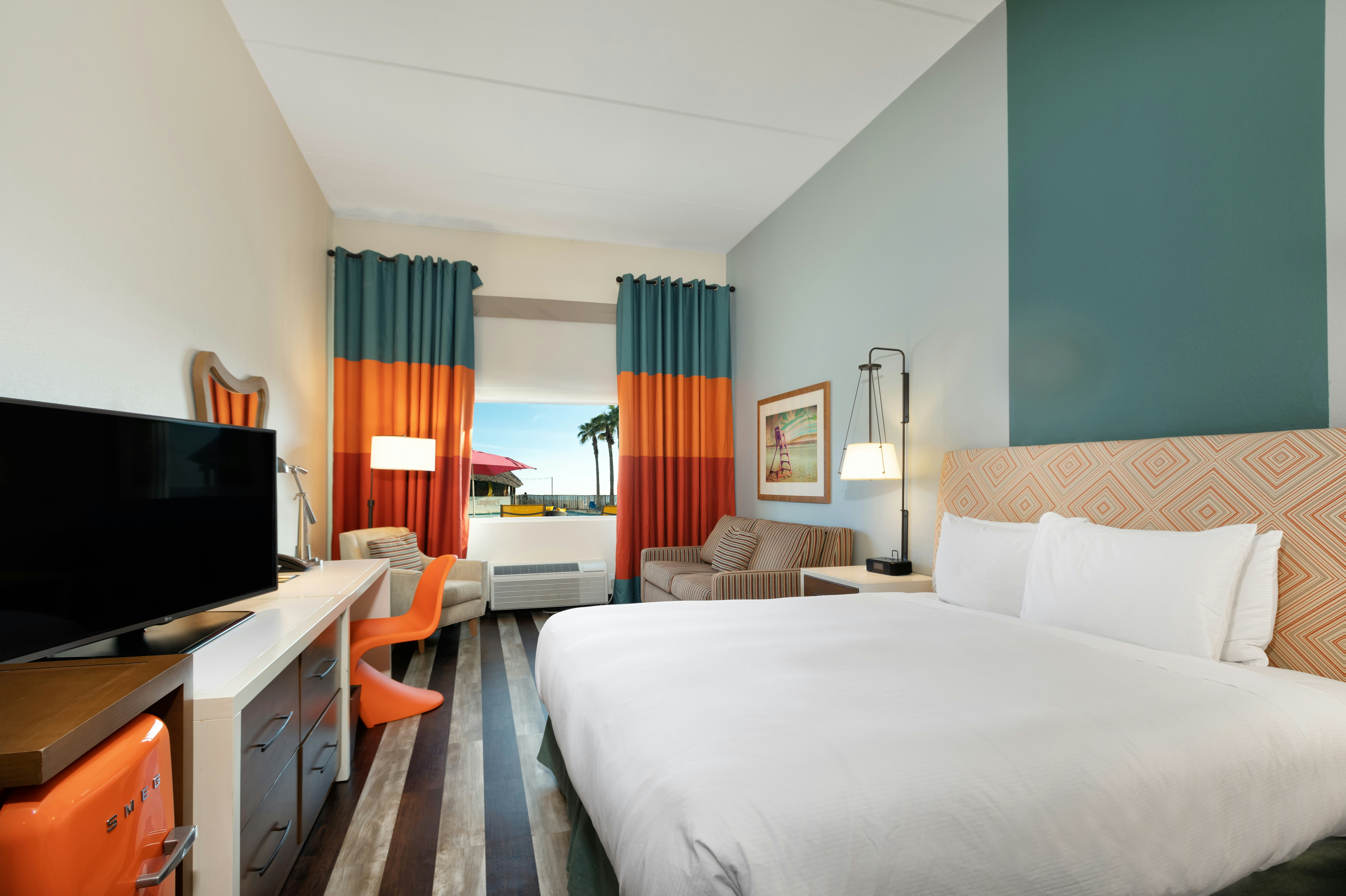 ROOM, KING BED, ACCESSIBLE