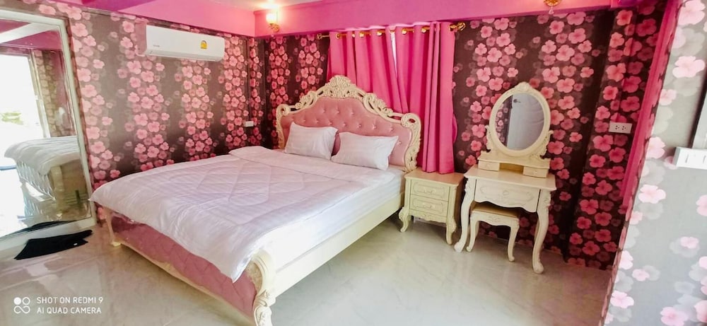 Rai Phurak Resort 25/50