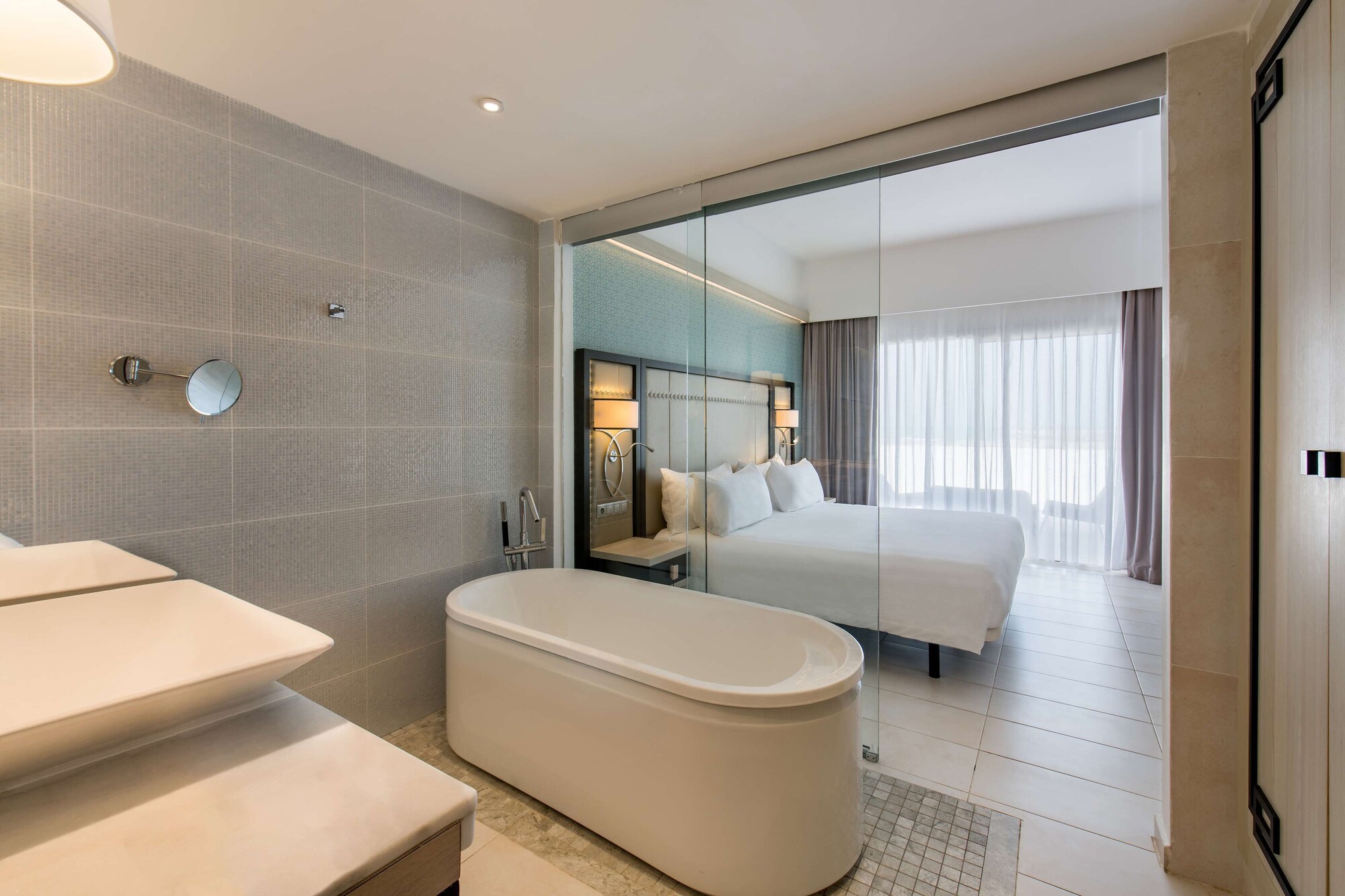 Junior Suite, King Bed, Garden View, Balcony, Lounge Access, Radisson Blu Resort Saidia Beach 7/7