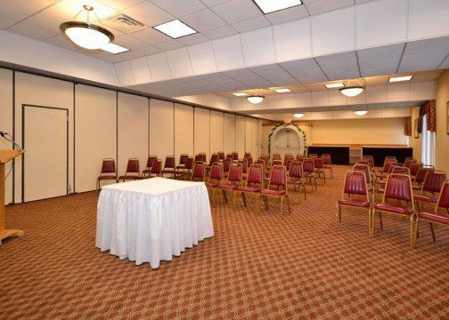 Quality Inn & Conference Center Franklin Downtown PA 9/49