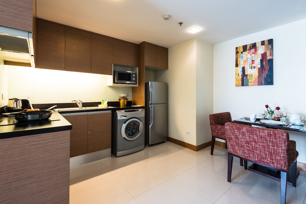 Lohas Residences Sukhumvit 7/71
