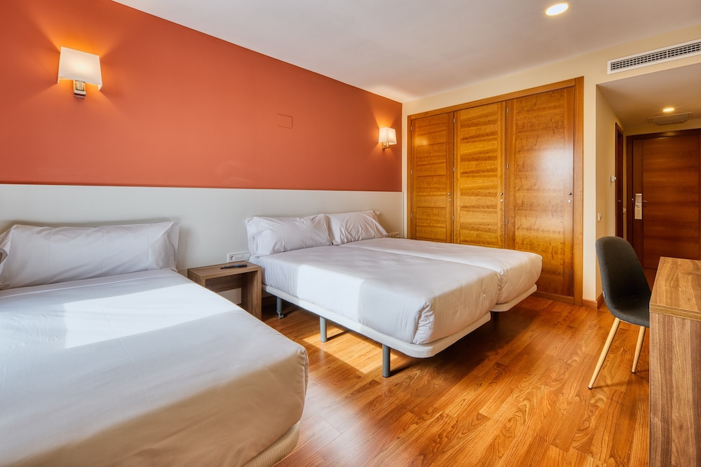 Checkin Madrid Mostoles 4/18