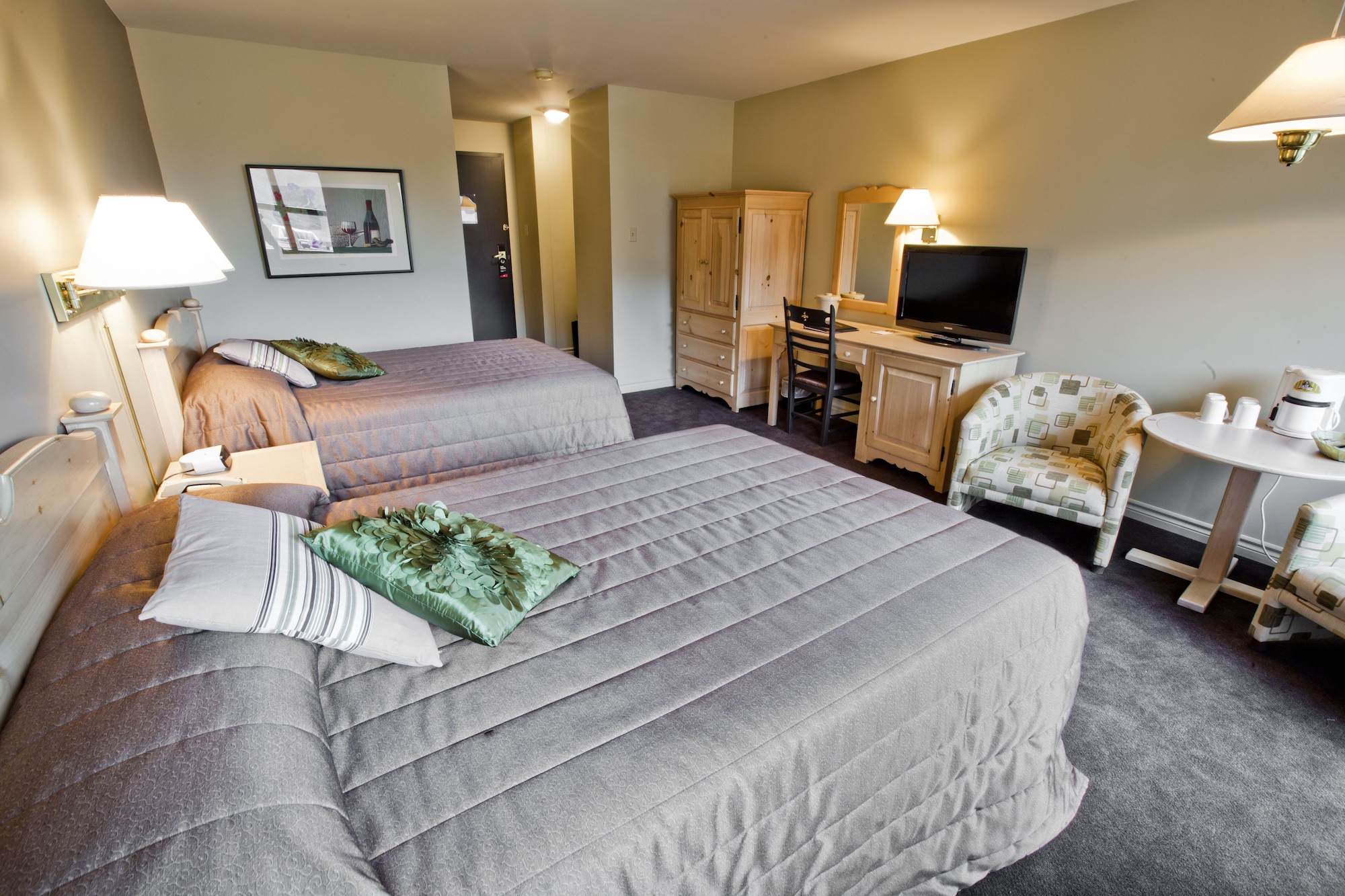 CLASSIC, 2 DOUBLE BEDS