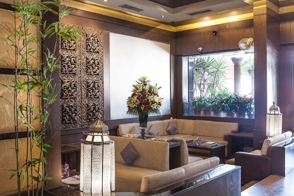HOTEL SURYA ROYAL 23/41