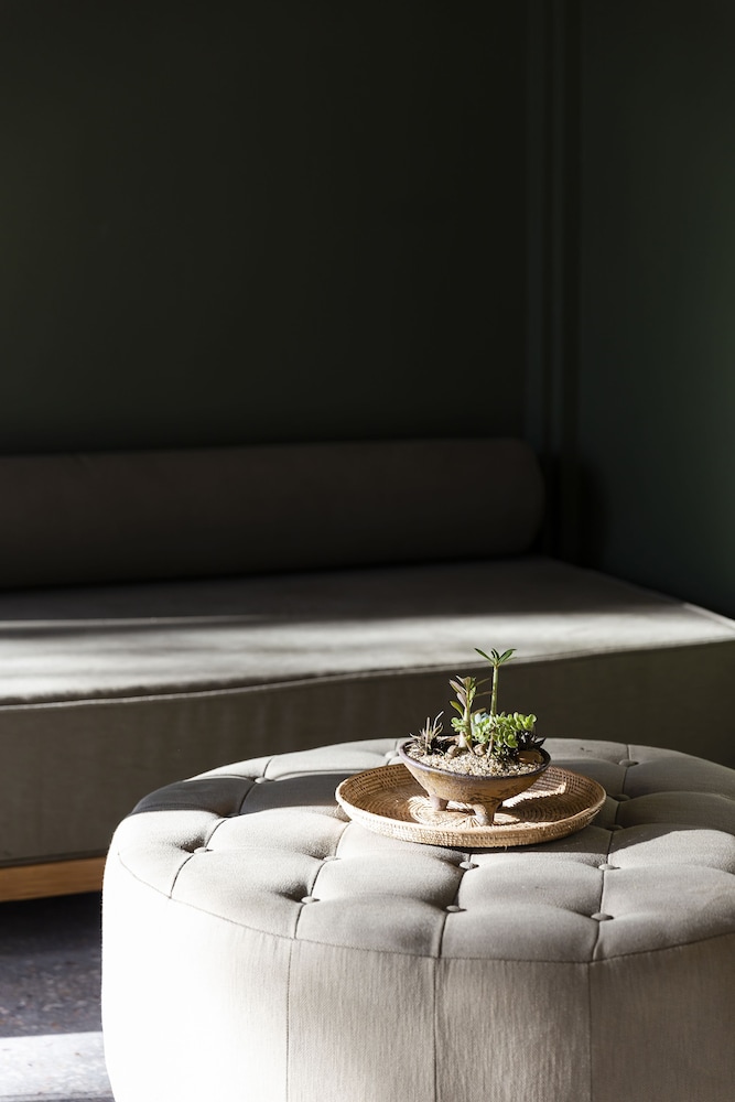 MiLa Hotel Thapae 34/63