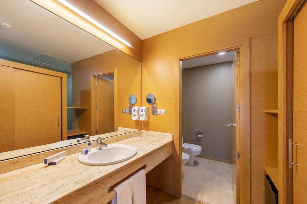 IBERIK Augas Santas Balneario & Golf 47/50