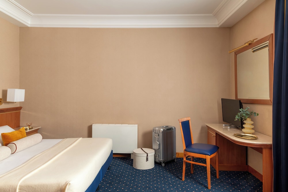 Room, Triple, 3 Beds, Accessible, Diocleziano Hotel 3/10