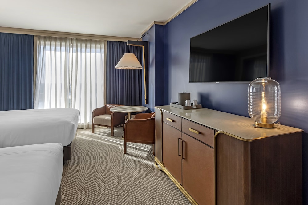 Omni Oklahoma City Hotel 26/76