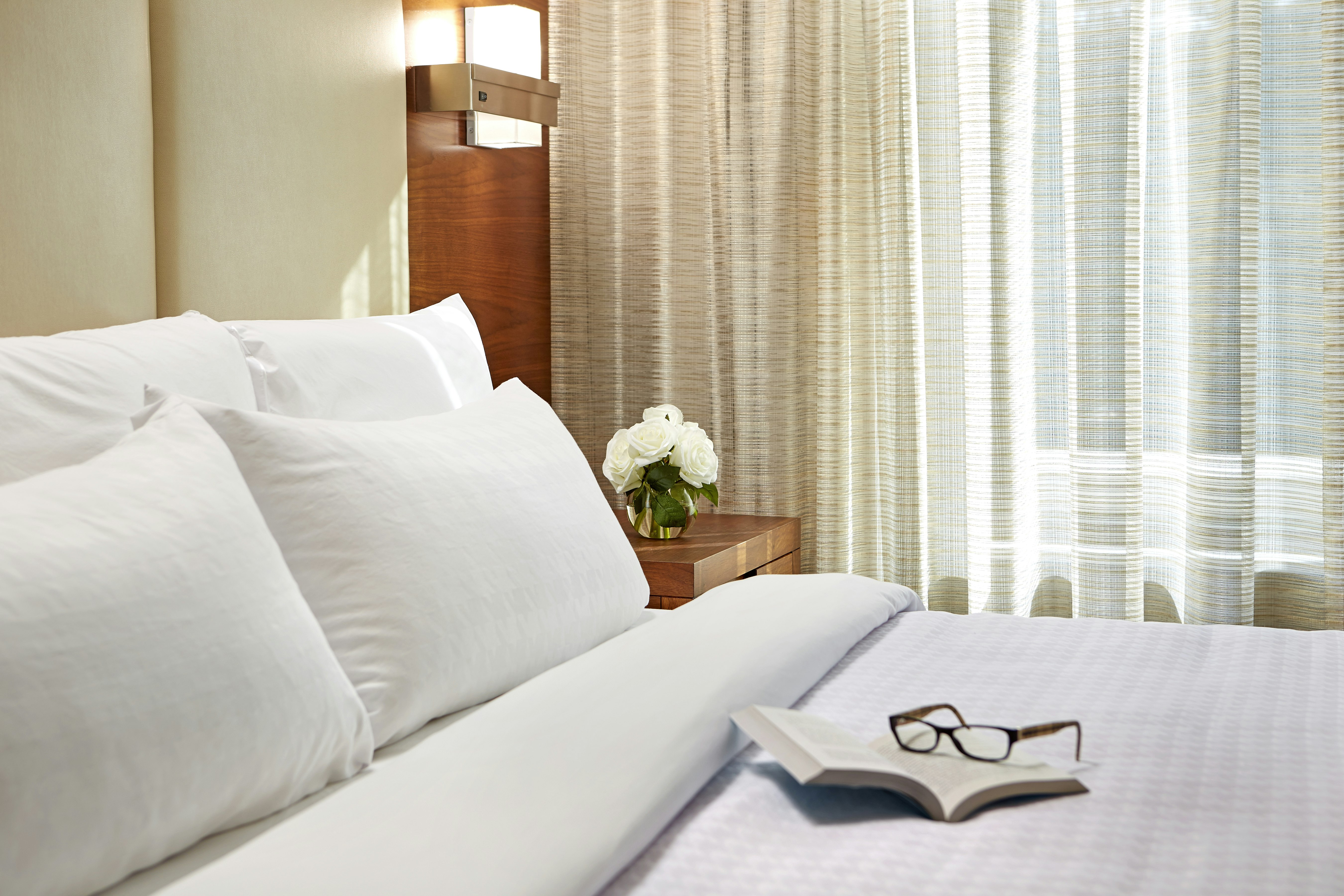 STUDIO, KING BED, ACCESSIBLE