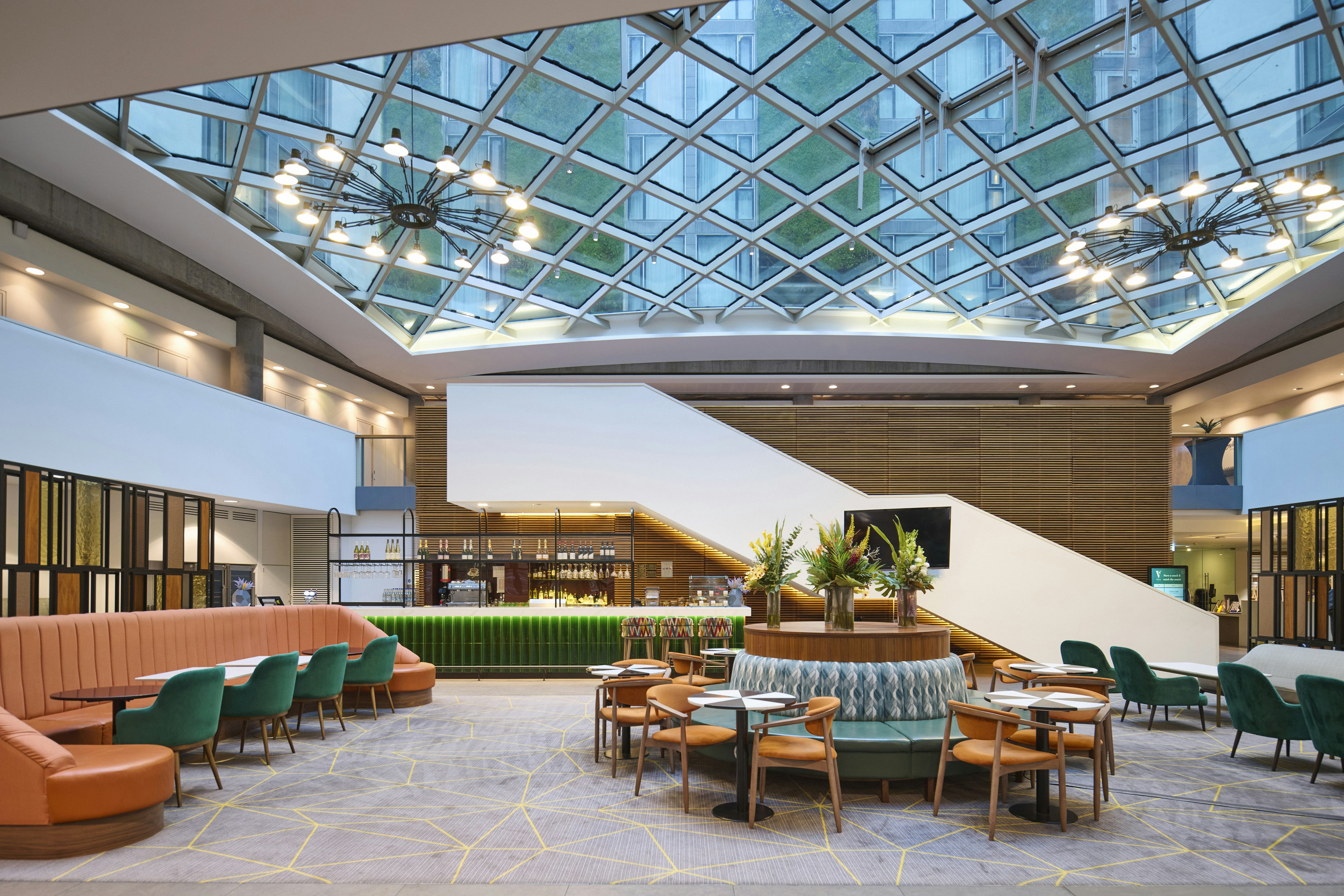 Doubletree By Hilton London Tower Of London 65/67