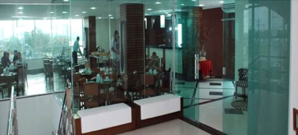Veleiros Mar Hotel 7/37