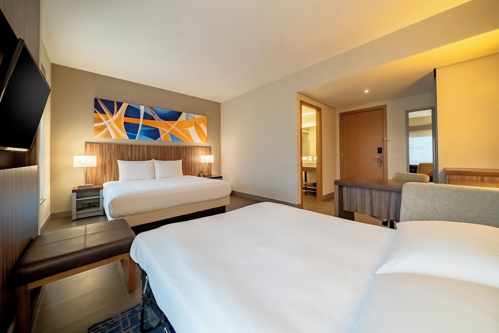 Hyatt Place Macae 11/59