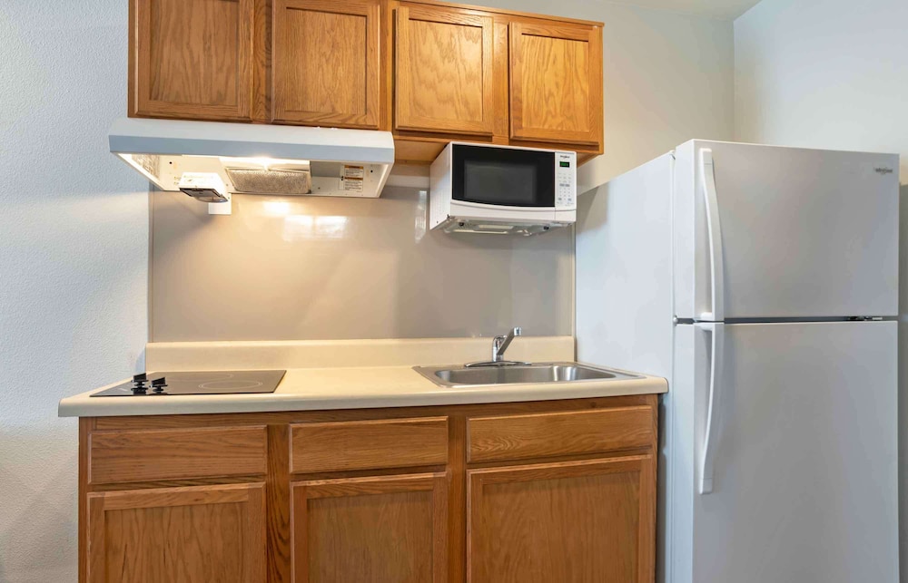 Extended Stay America Select Suites Panama City Callaway 47/47