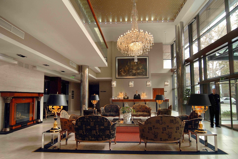 Divinus Hotel 58/71