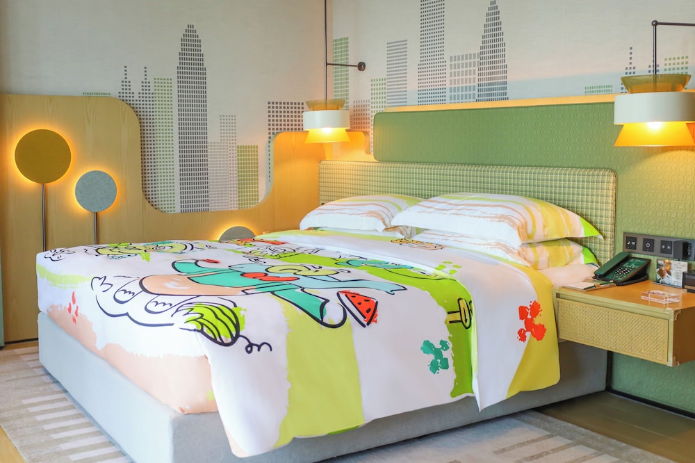 Kids Theme, King Bed
