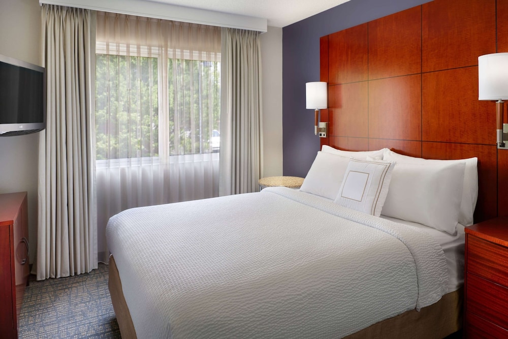 2 BEDROOMS, SUITE, 2 QUEEN BEDS