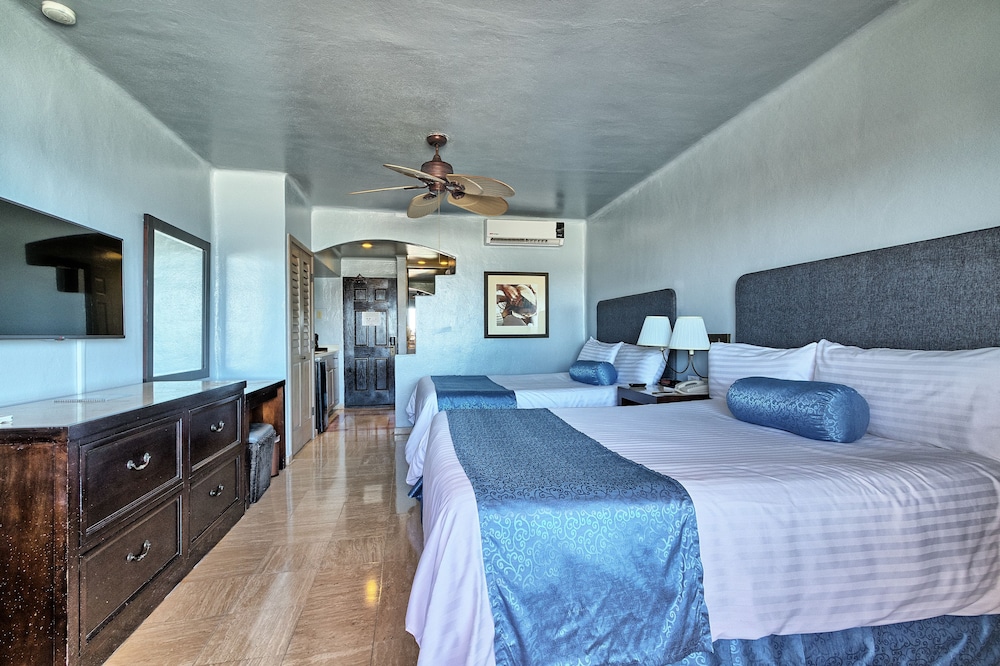 Penasco Del Sol Hotel Ex Conference Center 17/70