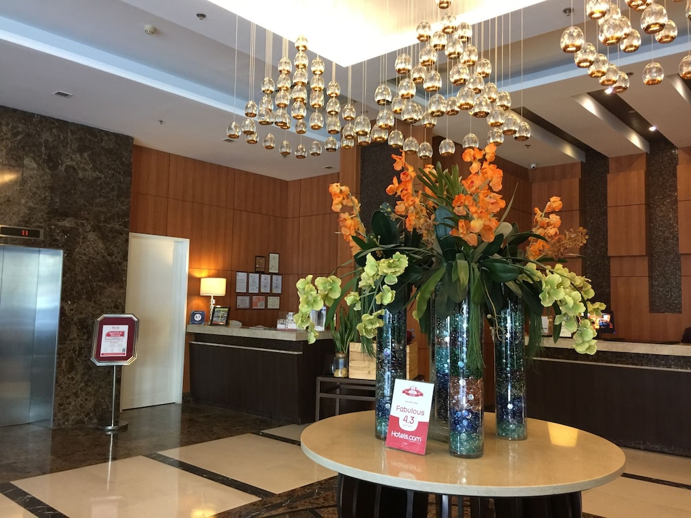 Harolds Hotel Cebu 10/48