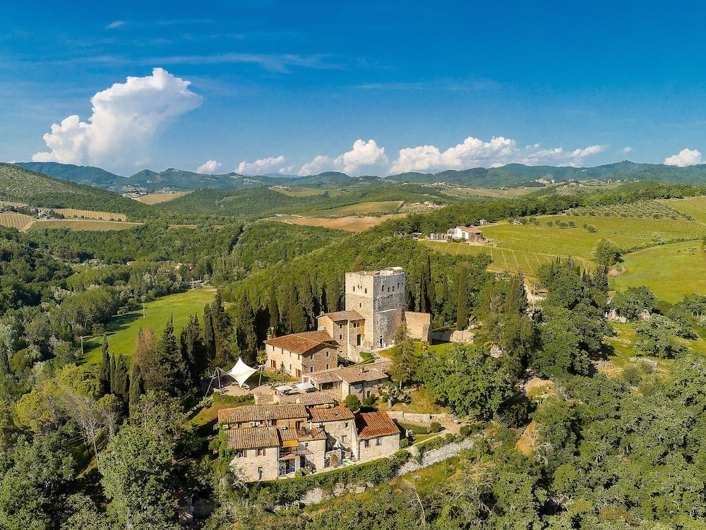 Castello di Tornano 43/48