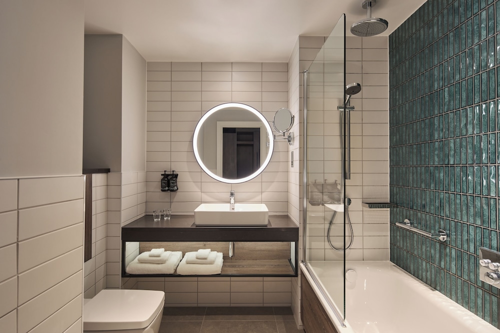 Standard, Twin Beds, Holiday Inn London - Bloomsbury by IHG 10/10