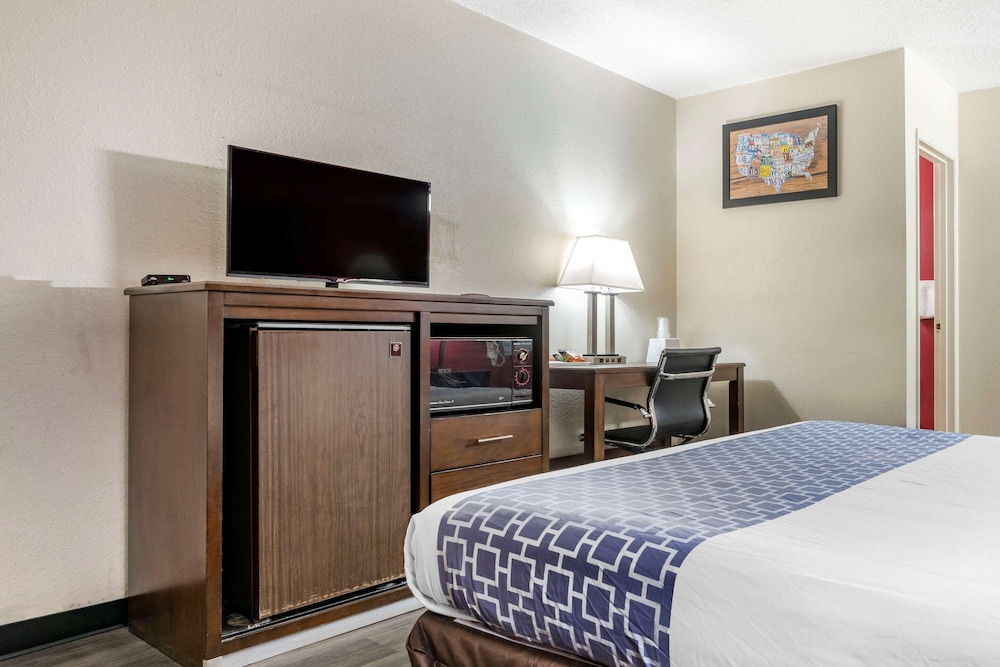 Econo Lodge Fallon Naval Air Station Area 10/30