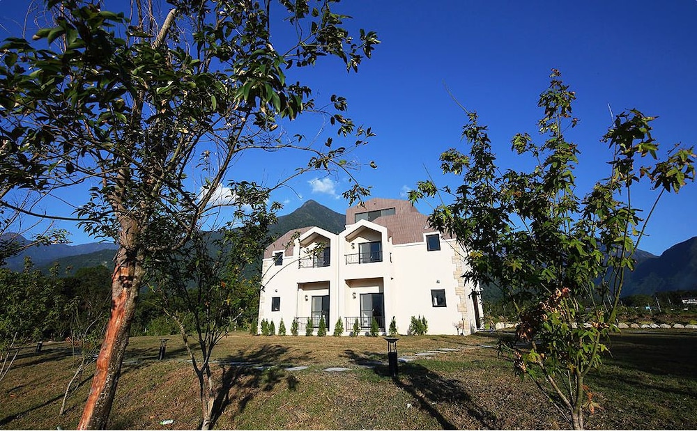B&B Mountain View 36/50