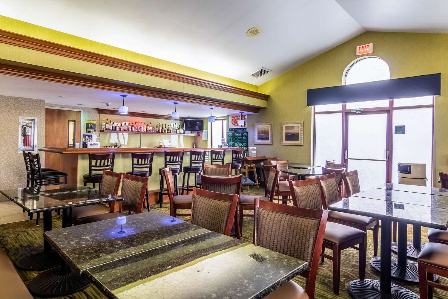 restaurant cafeteria