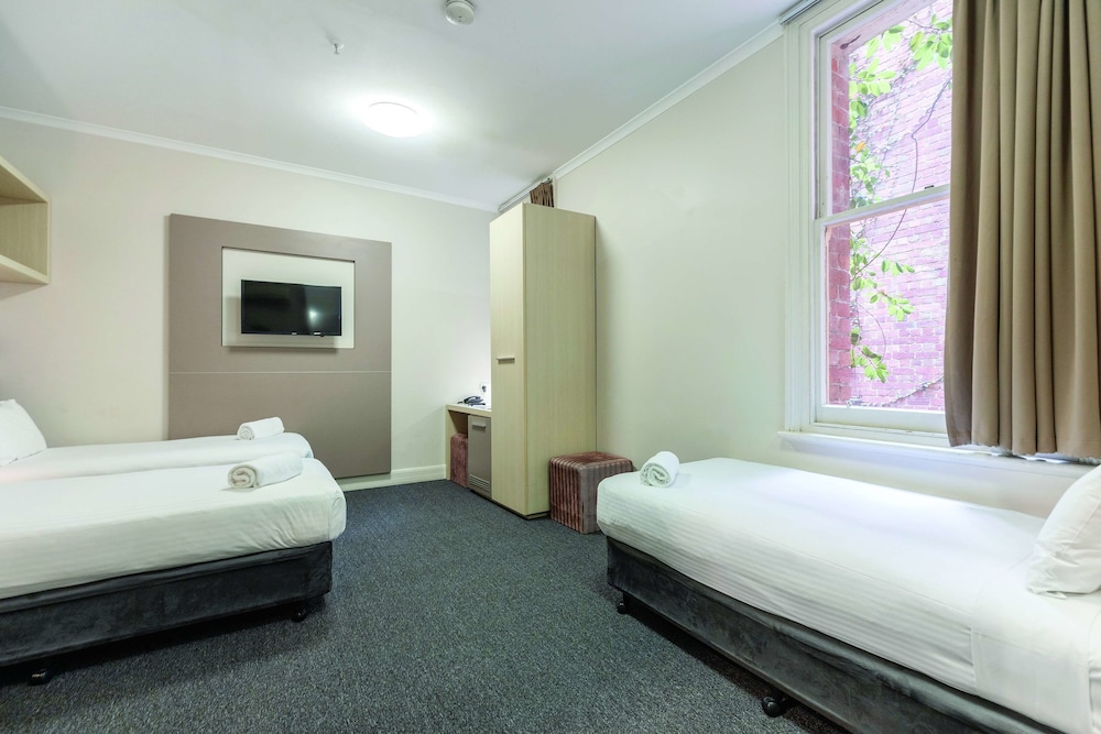 Best Western Melbourne City 25/42