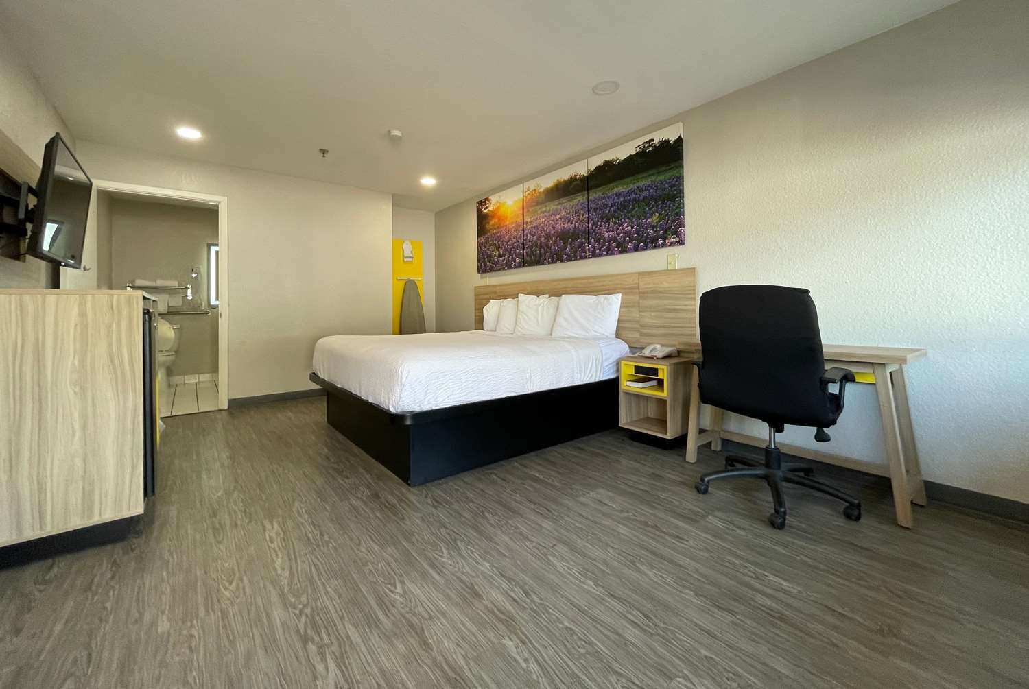 Days Inn by Wyndham San Antonio Seaworld/Lackland AFB 6/13