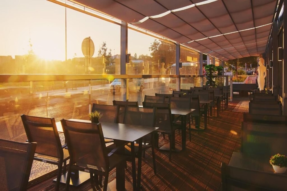 Mercure Lisboa Almada 30/50