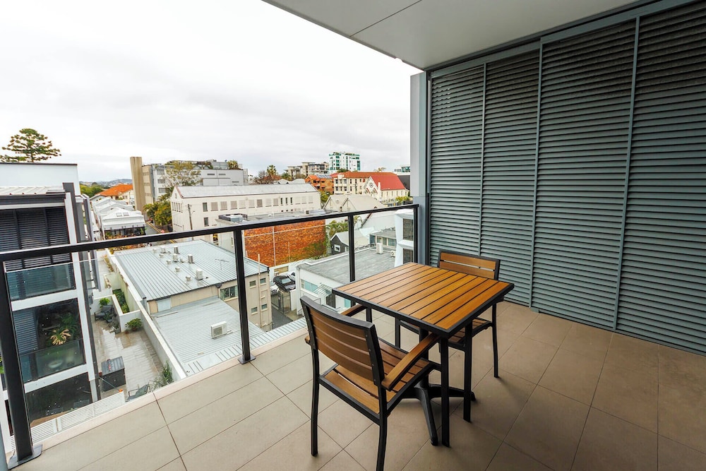 Atrio Apartments 52/69