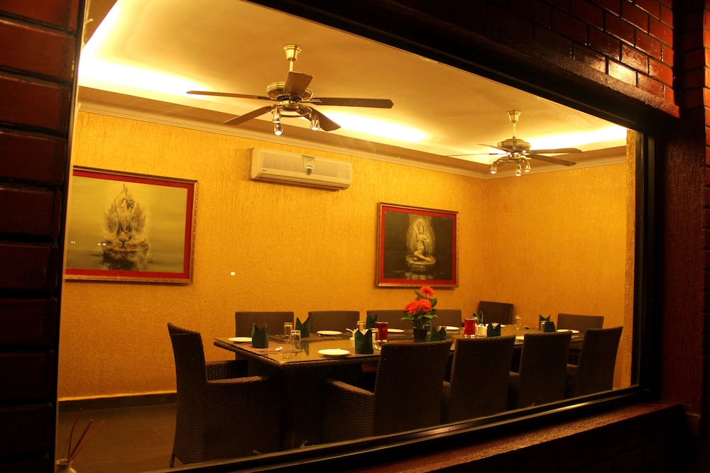 Aalankrita Resort And Convention 41/54