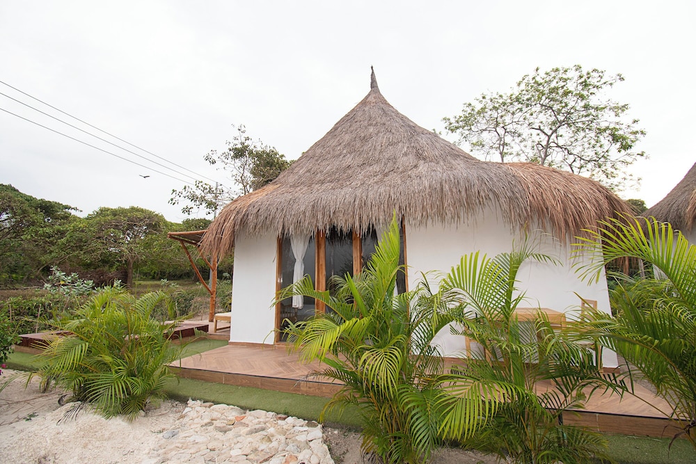 Santuario Beach Hostel 2/48