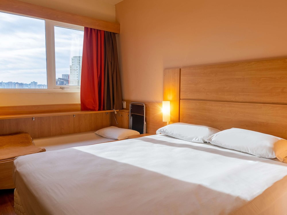 Ibis Novo Hamburgo 15/47
