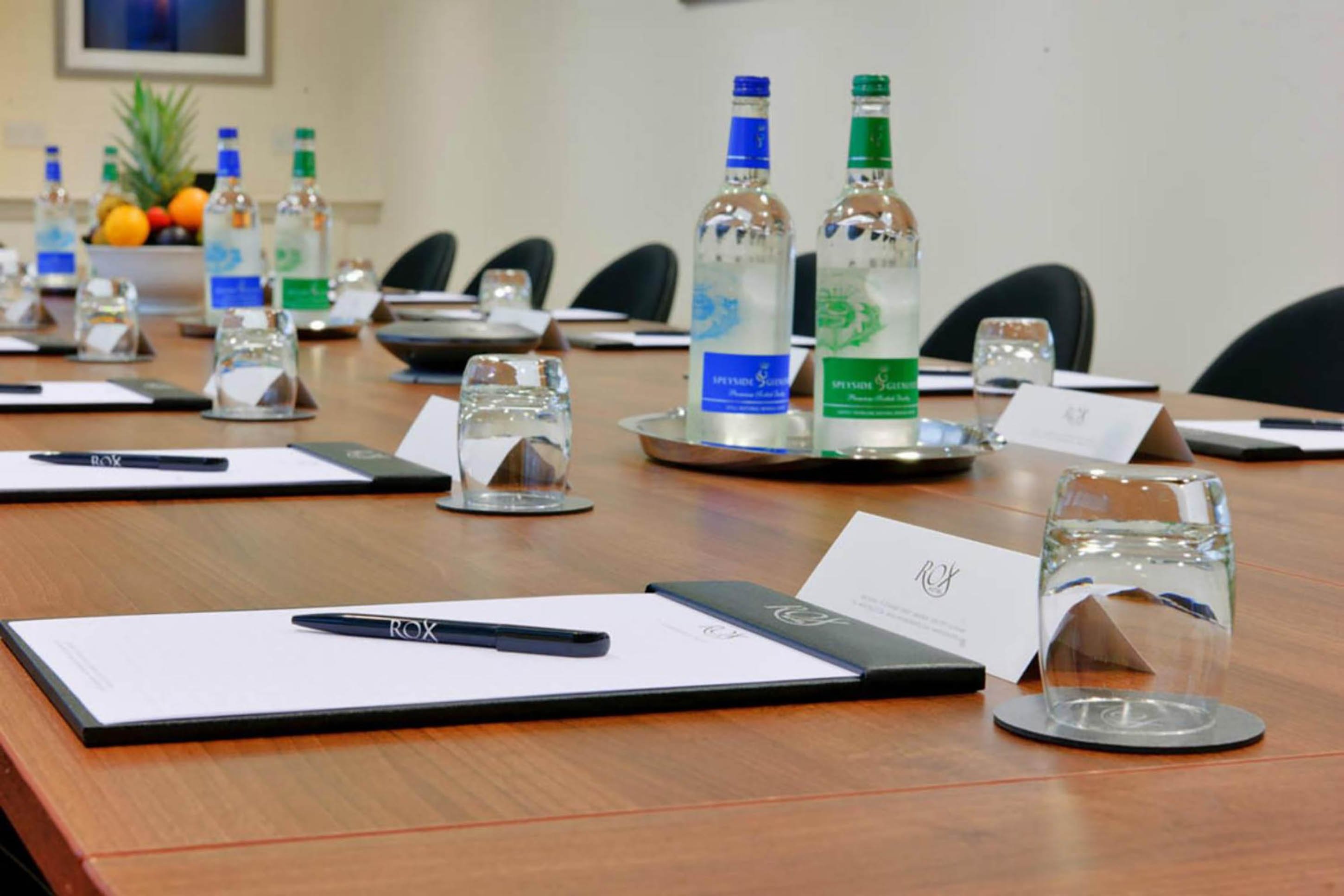 Rox Hotel Aberdeen by Compass Hospitality 18/20