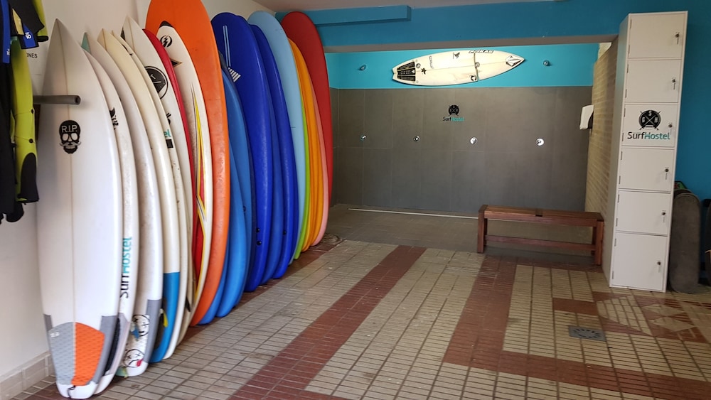 Gijon Surf Hostel 35/47