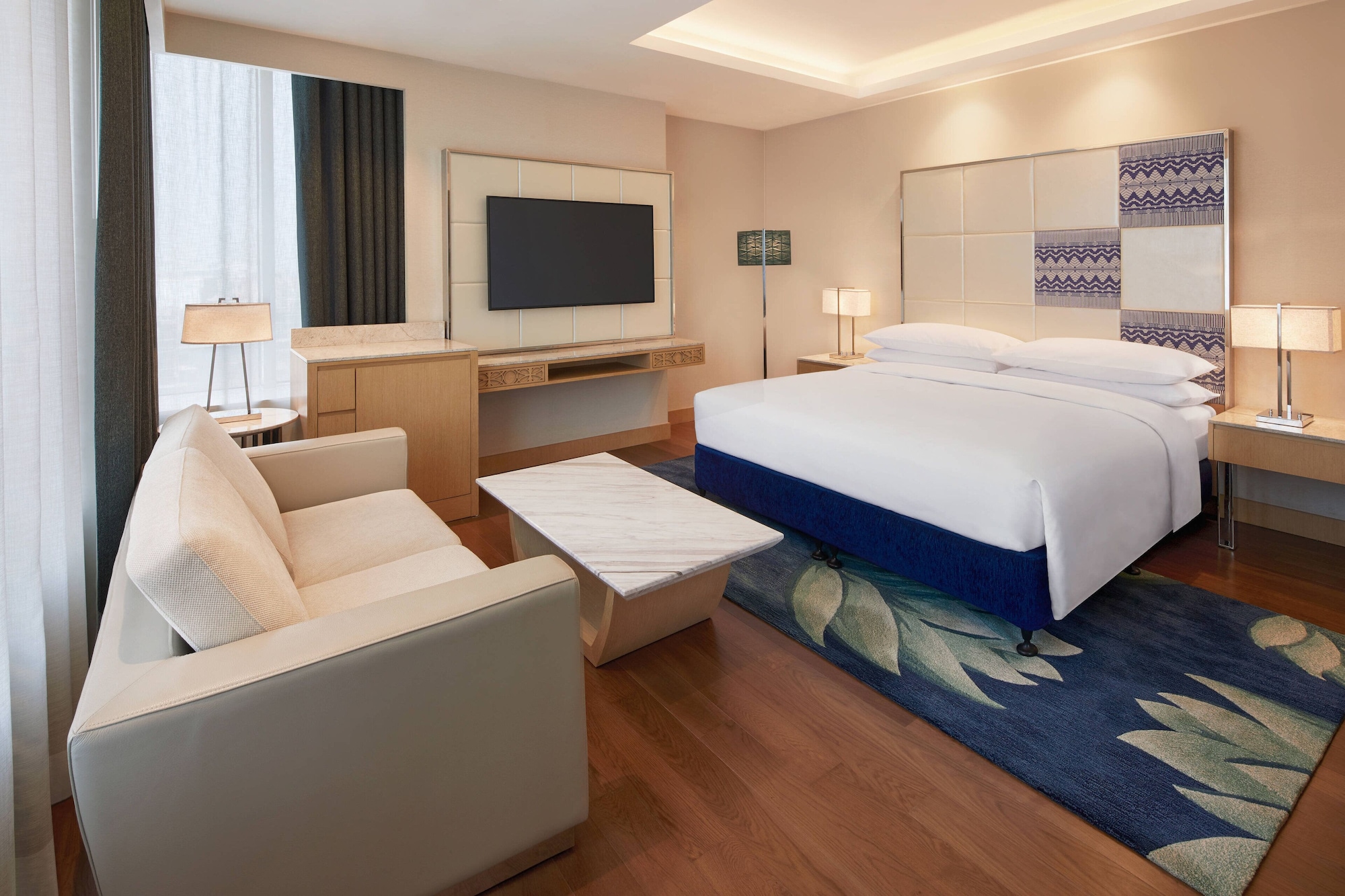 جناح بسرير كينج بإطلالة على المدينة، Renaissance Dhaka Gulshan Hotel 2/9
