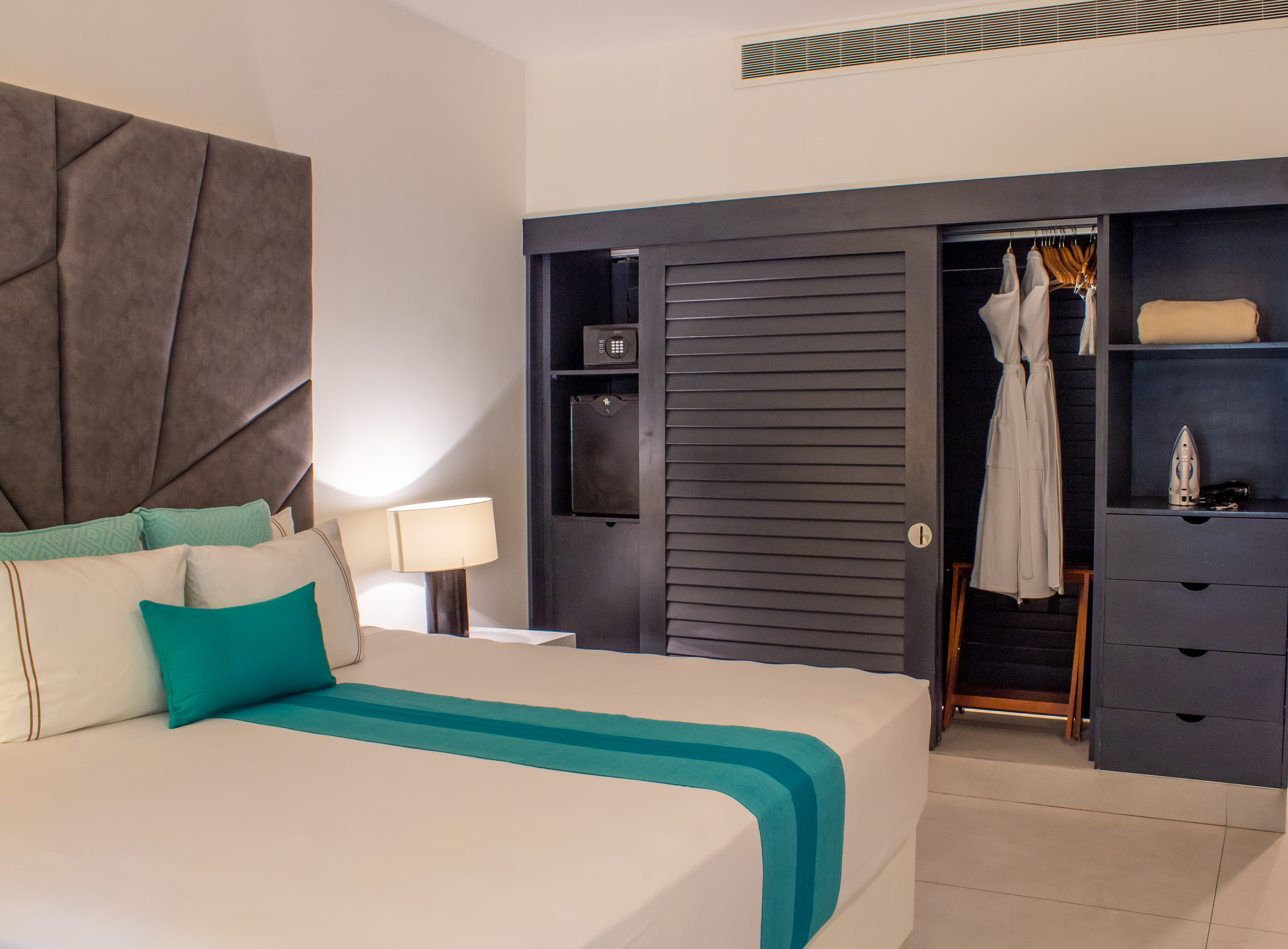 The Fives Beach Hotel & Residences - All Senses Inclusive 16/50