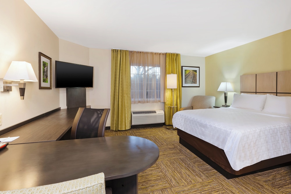 Candlewood Suites Huntersville Lake Norman Area 21/69